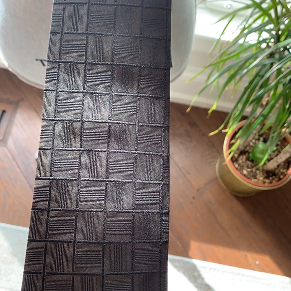 Mens Hugo Boss Tie - Picture 2 of 5